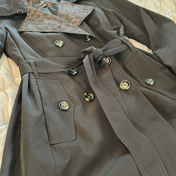 London fog double breasted trenchcoat - Picture 4 of 5